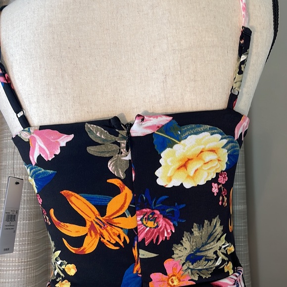 Brand new with tag Jumpsuit with slit both sides - Picture 7 of 7